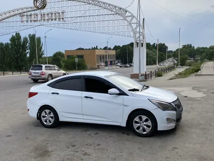 Hyundai Solaris 2016 года за 2 800 000 тг. в Алматы – фото 3