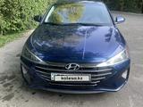 Hyundai Elantra 2019 года за 7 800 000 тг. в Алматы – фото 3