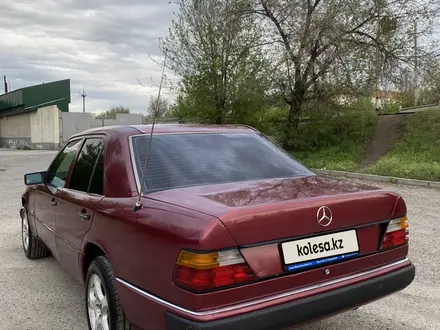 Mercedes-Benz E 230 1990 года за 2 100 000 тг. в Талдыкорган – фото 5