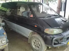 Mitsubishi Delica, 1994