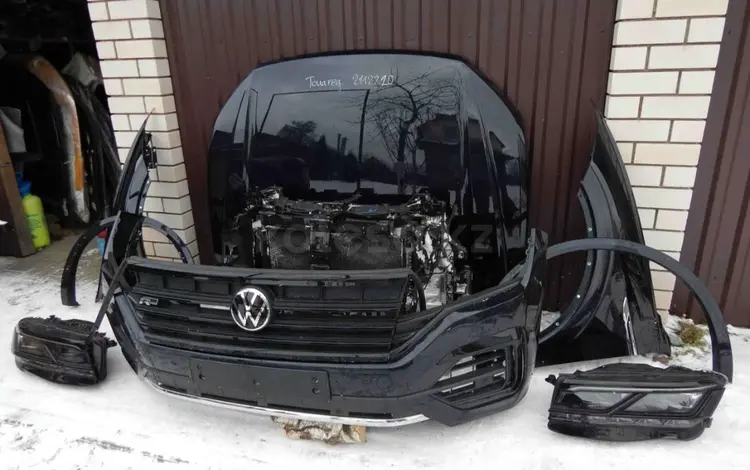 Бампер передний Volkswagen Tuareg за 87 000 тг. в Алматы