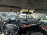 Toyota Camry 2003 годаүшін4 300 000 тг. в Атырау – фото 3