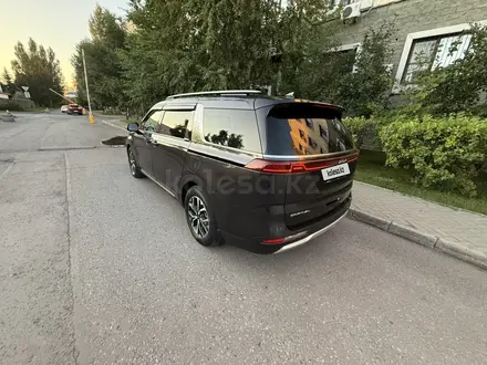 Kia Carnival 2023 года за 19 000 000 тг. в Астана – фото 11