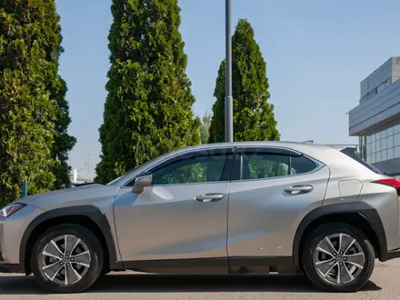 Lexus UX300e 2021 года за 11 700 000 тг. в Алматы – фото 4