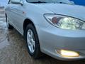 Toyota Camry 2003 года за 5 300 000 тг. в Актобе – фото 12