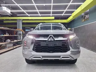 Mitsubishi Montero Sport