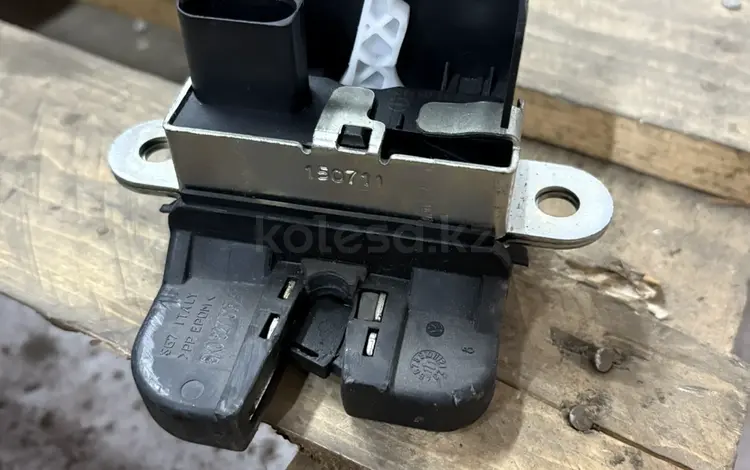 Замок крышки багажника Vw, Audi, Skodaүшін25 000 тг. в Алматы