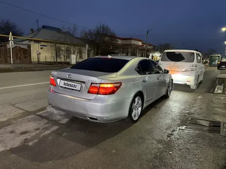 Lexus LS 460 2007 года за 5 800 000 тг. в Туркестан – фото 2