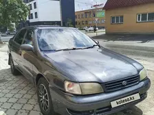Toyota Corona, 1995