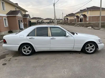 Mercedes-Benz S 320 1997 года за 3 000 000 тг. в Алматы – фото 14