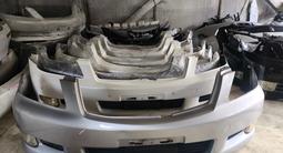Toyota Crown GRS180 бампер передний оригинал за 80 000 тг. в Астана