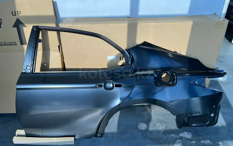 Дверь на toyota camry 70 за 260 000 тг. в Алматы