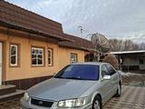 Toyota Camry 2000 года за 5 700 000 тг. в Туркестан – фото 2
