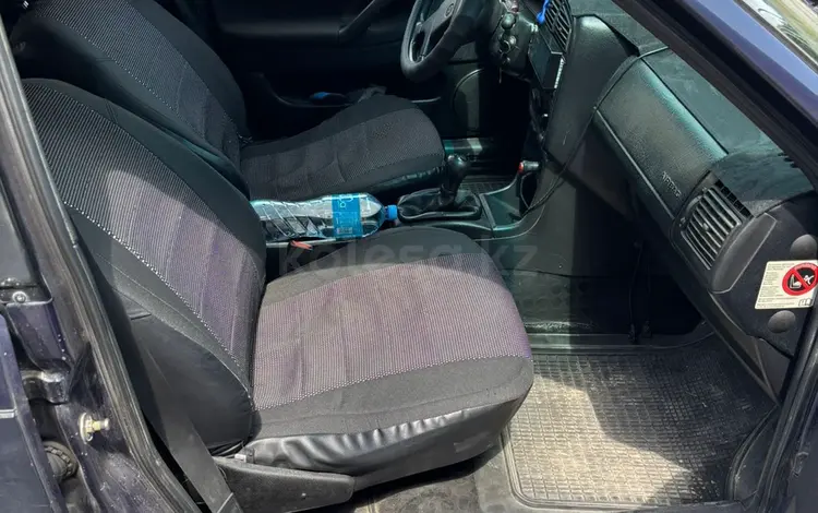 Volkswagen Passat 1995 года за 2 200 000 тг. в Шымкент