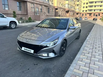 Hyundai Elantra 2021 года за 10 200 000 тг. в Актау