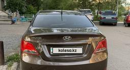 Hyundai Solaris 2015 годаүшін5 000 000 тг. в Караганда – фото 3