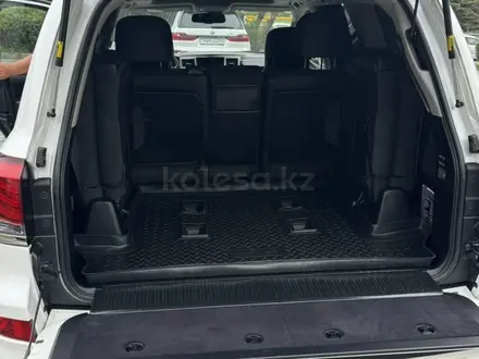 Lexus LX 570 2013 года за 25 500 000 тг. в Алматы – фото 16
