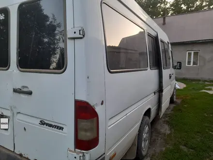 Mercedes-Benz  Sprinter 2004 года за 5 500 000 тг. в Сарканд – фото 3