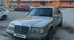 Mercedes-Benz E 230 1991 года за 1 800 000 тг. в Алматы – фото 2