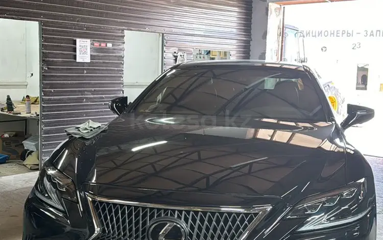 Lexus LS 500 2019 года за 27 500 000 тг. в Жанаозен