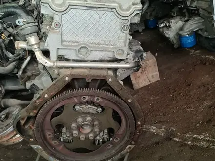 Двигатель на СЛК (R170) за 420 000 тг. в Алматы – фото 2