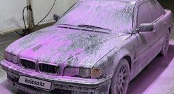 BMW 740 1999 года за 4 500 000 тг. в Жанаозен – фото 3