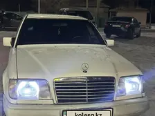 Mercedes-Benz E-Class, 1995
