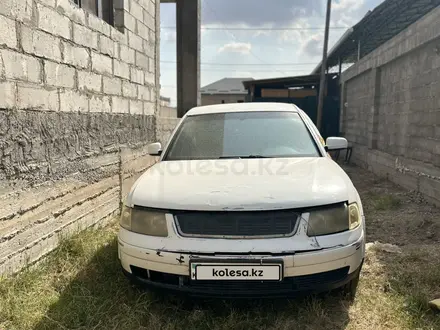 Volkswagen Passat 2000 года за 1 000 000 тг. в Шымкент – фото 3