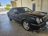 Mercedes-Benz E 320 1997 годаfor4 200 000 тг. в Шымкент