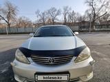 Toyota Camry 2005 года за 6 300 000 тг. в Туркестан – фото 3