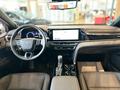 Toyota Camry Luxe eCVT 2026 годаүшін24 190 000 тг. в Астана – фото 14