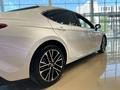 Toyota Camry Luxe eCVT 2026 годаүшін24 190 000 тг. в Астана – фото 4