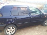 Volkswagen Golf 1996 годаfor2 000 000 тг. в Шымкент