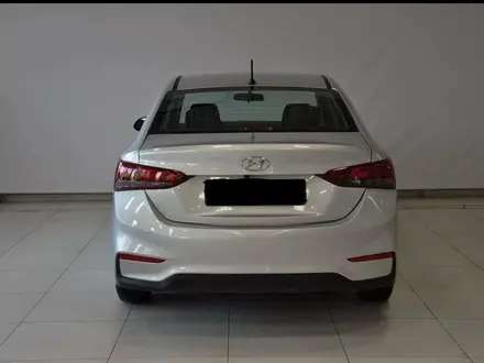 Hyundai Solaris 2020 года за 6 700 000 тг. в Алматы – фото 2