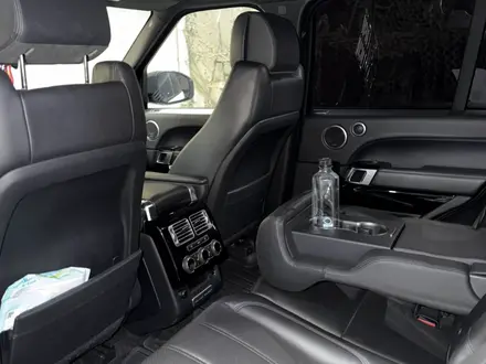 Land Rover Range Rover 2015 года за 27 000 000 тг. в Алматы – фото 15