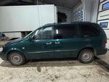 Kia Carnival 2002 года за 2 000 000 тг. в Костанай – фото 3