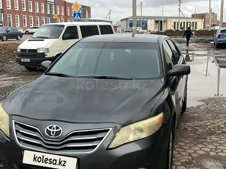 Toyota Camry 2010 года за 6 000 000 тг. в Астана – фото 2