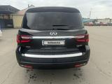 Infiniti QX80 2021 года за 32 000 000 тг. в Петропавловск – фото 4