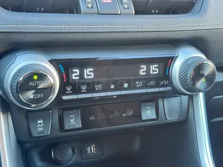 Toyota RAV4 2025 года за 16 750 000 тг. в Караганда – фото 14