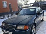 Mercedes-Benz C 180 1993 годаfor1 200 000 тг. в Караганда – фото 2