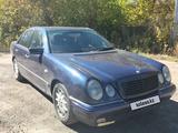 Mercedes-Benz E 320 1996 года за 2 500 000 тг. в Караганда