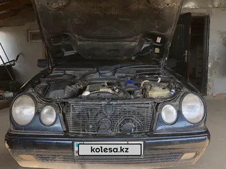Mercedes-Benz E 280 1996 годаүшін3 500 000 тг. в Алматы – фото 5