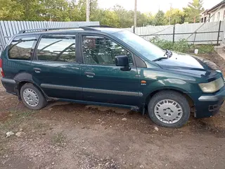 Mitsubishi Space Wagon