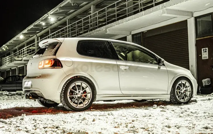 Volkswagen Golf 2012 года за 16 000 000 тг. в Алматы