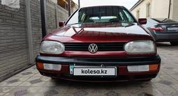 Volkswagen Golf 1992 годаүшін1 300 000 тг. в Тараз