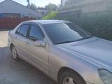 Mercedes-Benz C 240 2002 года за 3 000 000 тг. в Усть-Каменогорск – фото 5