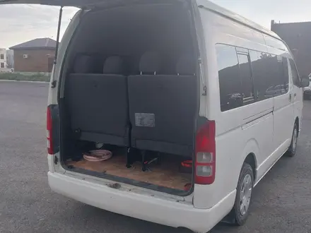 Toyota Hiace 2013 года за 10 000 000 тг. в Атырау – фото 2