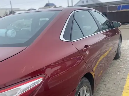 Toyota Camry 2015 года за 6 000 000 тг. в Уральск – фото 4