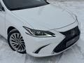 Lexus ES 250 2018 года за 24 000 000 тг. в Астана – фото 4