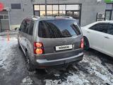 Volkswagen Touran 2007 года за 5 150 000 тг. в Алматы – фото 5